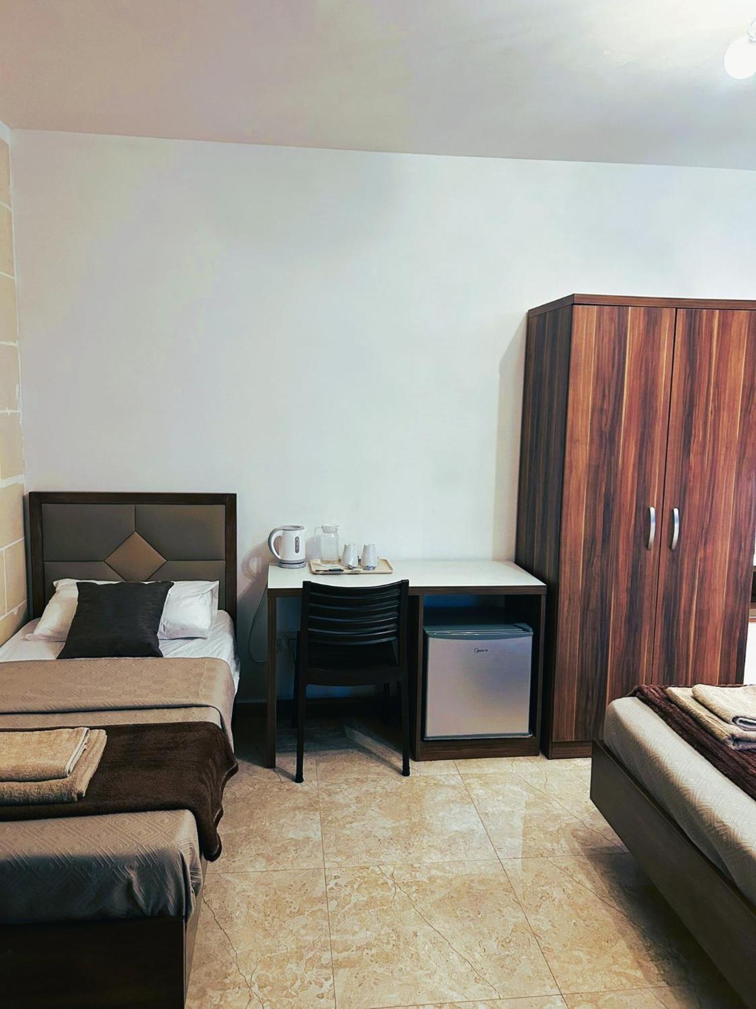 Bed and Breakfast Twenty9Th Nadur Esterno foto
