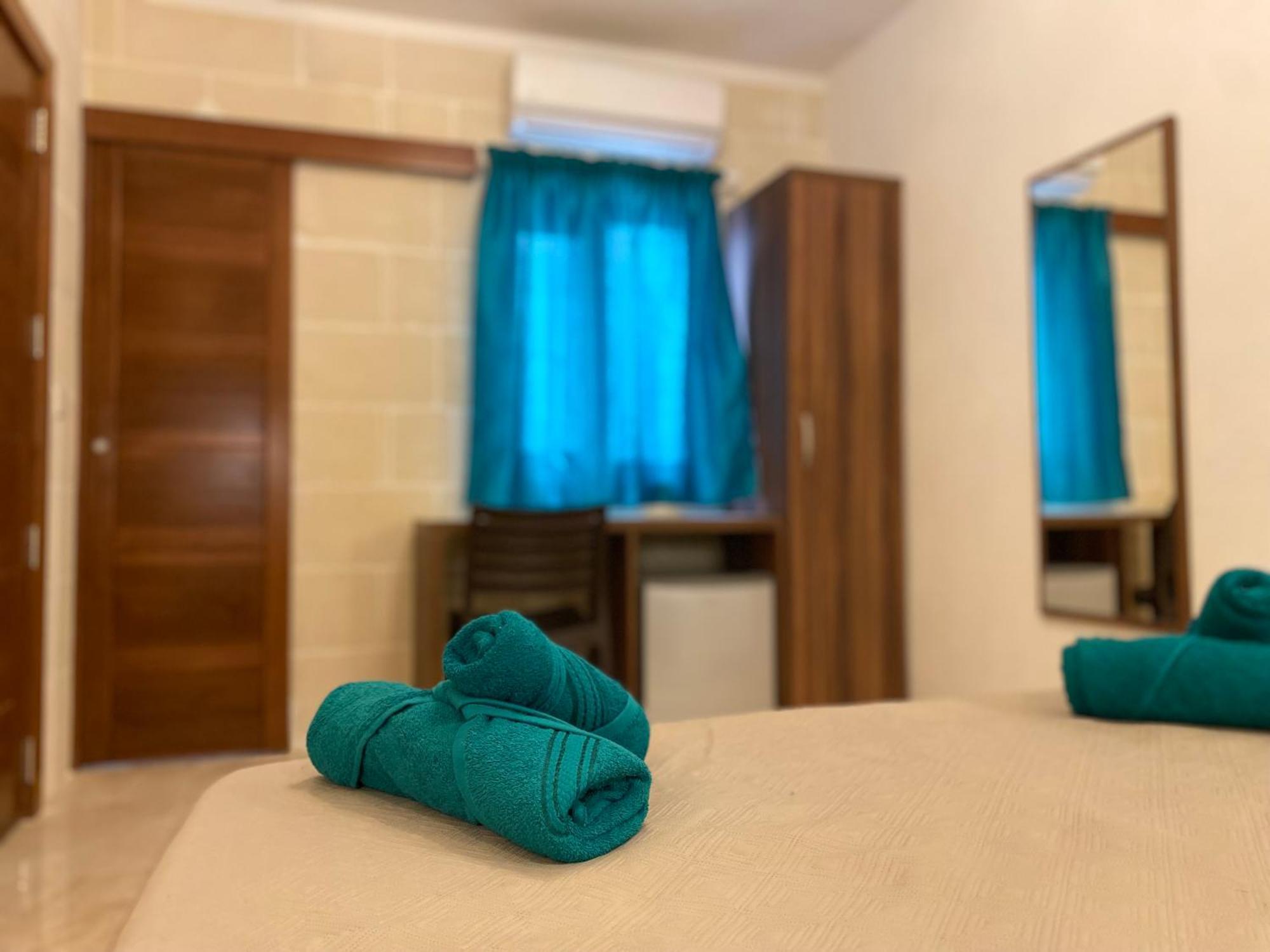 Bed and Breakfast Twenty9Th Nadur Esterno foto